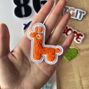 Parches Bordados Termoadhesivos con Logotipo de Marca Personalizados, en Tela de Fieltro No Tejida, para Sombreros, Ropa y Accesorios - Product Image 4
