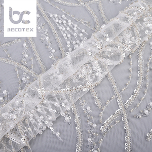 <span class=keywords><strong>Pas</strong></span> <span class=keywords><strong>cher</strong></span> prix <span class=keywords><strong>de</strong></span> gros conception personnalisée blanc sequin perlé broderie 100% polyester tricoté dentelle tissu pour <span class=keywords><strong>robe</strong></span> - Product Image 3