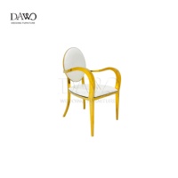 Acier inoxydable doré Mr. & Mrs. Chaise de mariage avec accoudoirs courbes et coussin blanc