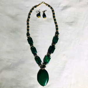 Collier antique en résine époxy fait main, forme personnalisée, thème ange, style européen, idéal pour mariages et cadeaux d'affaires - Product Image 1
