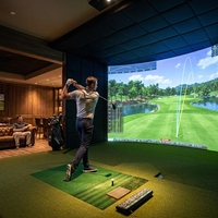 Simulateur de golf virtuel avec projecteur et tapis de gazon pour aire de jeux intérieure, salle de jeux d'arcade, usage commercial