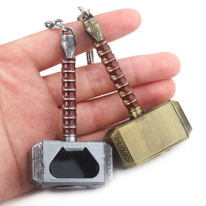 Llavero <span class=keywords><strong>de</strong></span> Metal Barato al por Mayor con Forma <span class=keywords><strong>de</strong></span> Superhéroe, Abrebotellas 3D, Llavero con Martillo <span class=keywords><strong>de</strong></span> <span class=keywords><strong>Thor</strong></span> - Product Image 1