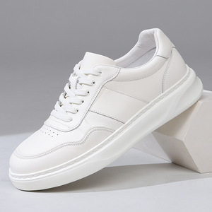Fabricant de baskets en cuir blanc personnalisées, chaussures en cuir de vachette à semelle épaisse avec étiquette personnalisée pour hommes, OEM - Product Image 2