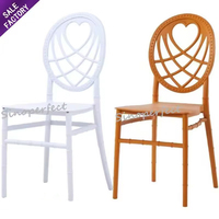 Chaise à dossier croisé en plastique de résine de mariage d'événements de meubles de jalonnement adulte rentable Pp X