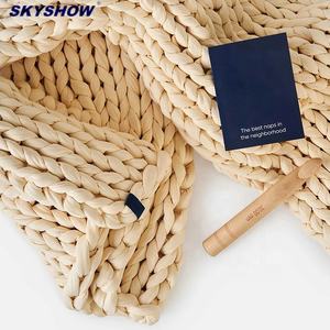 Süper yumuşak özel büyük boy iplik hantal 12lbs to 25lbs İzlanda el tıknaz örgü atmak pamuk nefes ağırlıklı battaniye - Product Image 4