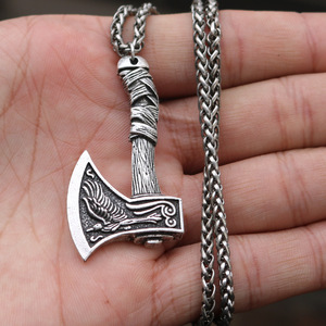 Viking Necklace Hammer Norse Jewelry <strong>Mjolnir</strong> Necklace Amulet <strong>Pendant</strong> With Chain Crow Necklace for Men - Product Image 2