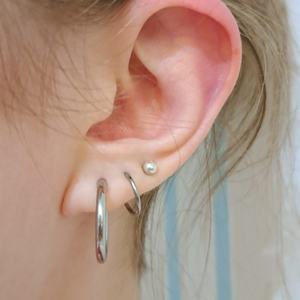 Pendientes de oreja de cartílago de acero inoxidable, joyería de aro pequeño de plata y oro para mujeres y hombres para fiestas, venta al por mayor - Product Image 4