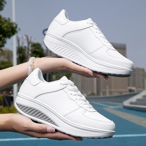 Zapatos de Plataforma Gruesa con Suela de Rocker Blancos para Mujer Talla Grande, Estilo Deportivo Casual para Caminar al Aire Libre - Product Image 3
