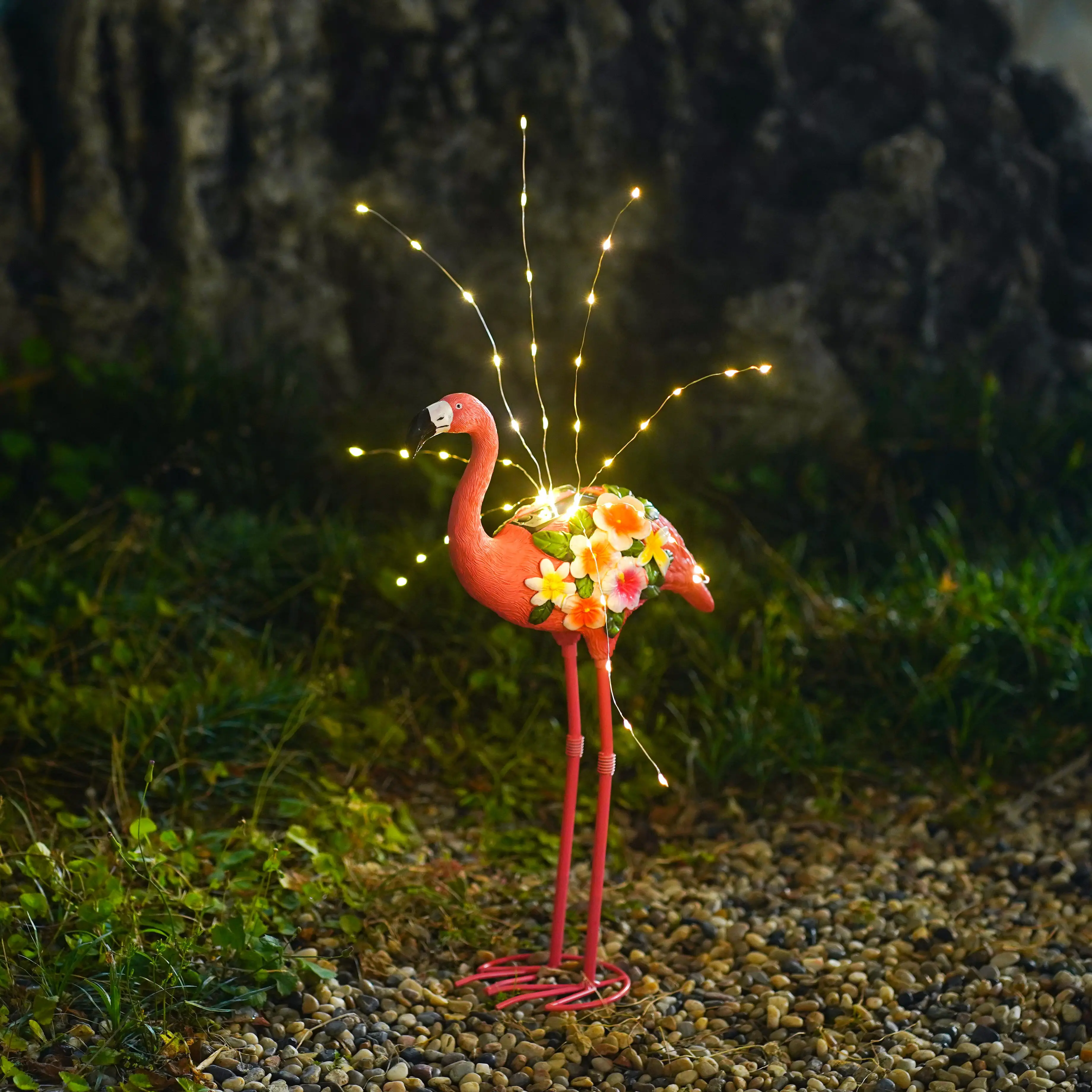 Escultura de jardim para decoração de pátio, luz solar à prova d'água, ornamento de jardim flamingo para decoração ao ar livre