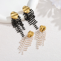 Nouvelles boucles d'oreilles pendantes longues en acier inoxydable avec perles et pompons, élégantes et luxueuses, pour femmes, idéales pour les banquets et les soirées.