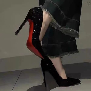 <span class=keywords><strong>Tacchi</strong></span> Alti Neri Stile Coreano Plus Size con <span class=keywords><strong>Suola</strong></span> <span class=keywords><strong>Rossa</strong></span>, Scarpe da Donna con Tacco a Spillo, Tomaia in PU, Nuova Collezione Primavera/Estate 2025, Décolleté con Paillettes - Product Image 3