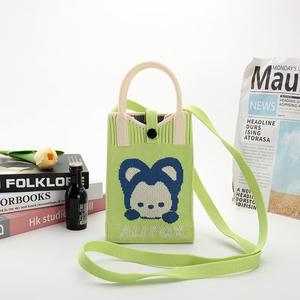 Sac à bandoulière Candy Bag, design amusant de dessin animé, sac à téléphone tricoté, texture douce, idéal pour les enfants et les jeunes filles - Product Image 3