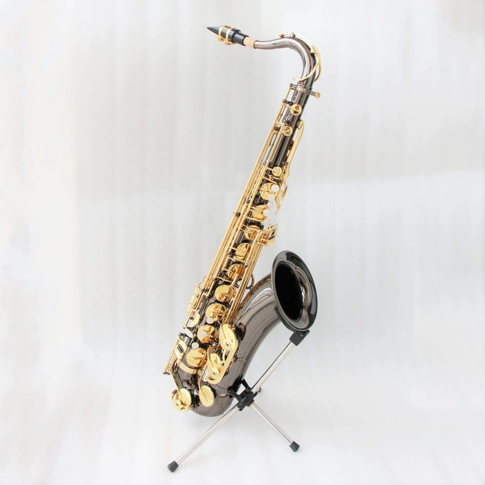 Fabrieksprijs Saxofoon Tenor Professionele Zwarte Vernikkelde Body Gouden Toetsen Tenor Saxofoon
