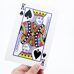 Las cartas de juego que cambian de forma, que se convierten en un teléfono móvil, cartas y monedas, accesorios de magia Kingmagic y espectáculo de talentos. - Product Image 2