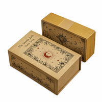 Cartes de tarot d'estampage de feuille d'or de luxe personnalisées Produit de jeu en papier grand format nouveau design avec logo personnalisé