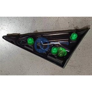 Pièces automobiles EQEA-5302340 Garniture d'angle de garde-boue droit M00000 pour Seagull Seagull Glory Edition 2025 Seagull - Product Image 4