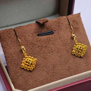 Pendientes de Perlas Naturales UM JEWELRY, Modernos y Unisex para Uso Diario, con Opciones con Perlas Incrustadas y sin Incrustaciones, Certificados por NGTC - Product Image 2