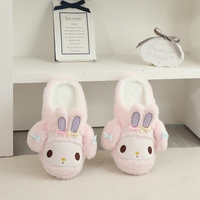 Personnages personnalisés poupée en peluche peluche Kawaii mouton rose lapin ours chaud écologique unisexe pantoufles d'hiver