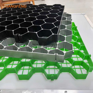 Griglia per <span class=keywords><strong>Pavimentazione</strong></span> in HDPE Stabilizzato ai Raggi UV, Superficie a Nido d'Ape, Design Industriale Durevole, Permeabile, per Drenaggio e Uso Comunale - Product Image 4