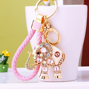 Mousqueton d'éléphant en diamant incrusté de cristal pendentif de sac en alliage métallique pour femmes impression créative d'émail porte-clés cadeau transfrontalier - Product Image 2