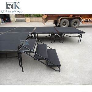 Scène mobile pliable en acier noir RK avec tapis, capacité de charge de 800 kg/m, 4x8 pieds, hauteur réglable et roues pour événements hôteliers - Product Image 3