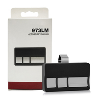 Control remoto Security+ 971LM 973LM para puerta de garaje, compatible con 390 MHz y botones de aprendizaje rojos y naranjas.