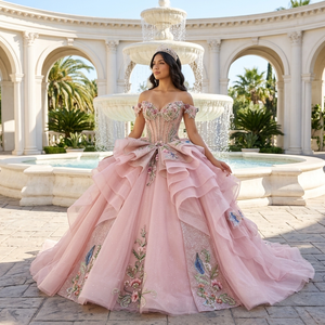 Vestido de Quinceañera Jancember 1538, Lujoso, Color Rosa Dulce, con Hombros Descubiertos y Corsé - Product Image 1