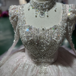 Vestidos de Quinceañera XS212 Princesa Rosa con Volantes y Manga Larga para Chicas Dulces de 16 Años - Product Image 6