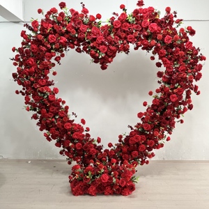 Arche de fleurs en forme de cœur rouge Y-HFA136, décoration florale artificielle de luxe, arche de fleurs en soie, vente en gros. - Product Image 1