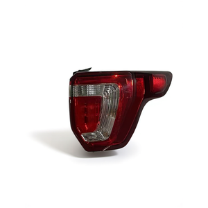 Luz Trasera LED para SKULL EXPLORER 16-17, Lado Derecho, P0012, Nueva, Actualización Retrofit, 12V, Lente Roja Transparente, Iluminación Automotriz - Product Image 1