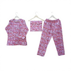 Conjunto de Pijama de Algodón para Mujer, Estilo Informal, para el Hogar, Verano, Nuevo, Estampado Floral, Cómodo y Transpirable - Product Image 1