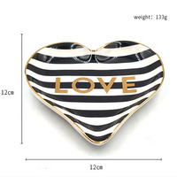 Présentoir de bijoux en porcelaine, plat en céramique pour bagues et accessoires de bijouterie, décoration de maison minimaliste