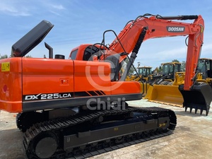 Excavadoras de segunda mano Doosan DX225LCA originales de Corea usadas Doosan DH220LC DX225LC DH225LC en stock para la venta en Shanghai - Product Image 6
