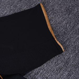 Maillot de football 2526 surdimensionné personnalisé en polyester 100% à rayures col en V unisexe - Product Image 3