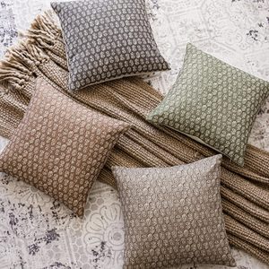 <span class=keywords><strong>Housse</strong></span> <span class=keywords><strong>de</strong></span> <span class=keywords><strong>coussin</strong></span> ultra-douce personnalisée, confortable et élégante - Product Image 1