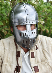 Casque médiéval haut de gamme en acier fait main avec plaque faciale, armure historique décorative avec cuir confortable - Product Image 2