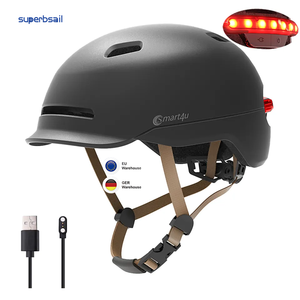 Superbsail EU Stock <span class=keywords><strong>bicicleta</strong></span> Smart Tail Light <span class=keywords><strong>casco</strong></span> de ciclismo para adultos y niños Material ABS MTB accesorios de motocicleta - Product Image 1