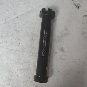 Pasador de ballesta delantera al por mayor con tuerca 199100520005, piezas de suspensión para automoción - Product Image 2