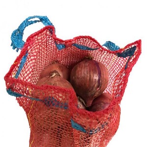 Sacs en filet tubulaire rouge en PP avec cordon de serrage pour oignons, sac en filet Leno avec étiquette pour oignons - Product Image 4