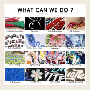 فستان مطبوع بالورود الزرقاء على خلفية بيضاء بالجملة، بدون أكمام، تنورة واسعة، حواف كحلية، ظهر مفتوح، تصميم بفيونكة - Product Image 6