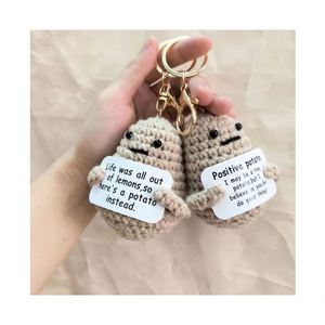 Mini poupée en laine tricotée en forme de pomme de terre, mignonne et optimiste, pour décoration maison et voiture, porte-clés, cadeau, jouet, pendentif de clé - Product Image 1
