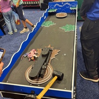 Jeu de compétition interactif de tir à la cible manuel Carnival : Lancer de lézards avec catapulte, jeu de compétition de précision