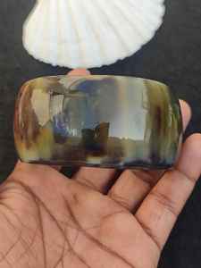 Bracelets artisanaux en corne de buffle, bijoux naturels pour femmes, accessoires uniques et originaux, intemporels et écologiques - Product Image 4