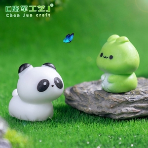 Weijin Micro-paisagem Transfronteiriça com Panda Fofo, Crocodilo, Lagarta, Acessórios Decorativos DIY para Pendurar, Pequenos Ornamentos - Product Image 4