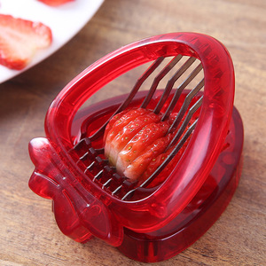 Coupe-fraises en acier inoxydable rouge, mini diviseur de fruits, facile à nettoyer, lavage à la main uniquement - Product Image 1