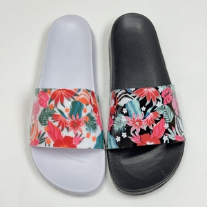 Nouvelles pantoufles d'importation 2026 de Chine, pantoufles pour hommes avec logo personnalisé, pantoufles de sport en PVC gaufré de haute qualité pour hommes - Product Image 3