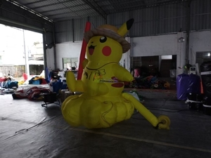Modèle gonflable <span class=keywords><strong>Pikachu</strong></span> personnalisé avec chapeau de paille, adorable <span class=keywords><strong>Pikachu</strong></span> géant gonflable jaune, modèle de personnage de dessin animé pour la décoration - Product Image 4