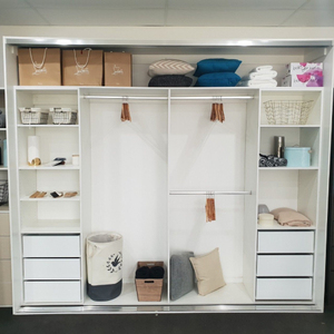 Tủ quần áo hiện đại di động Balom, tích hợp phòng ngủ, màu đen, có cửa trượt kính - Product Image 4