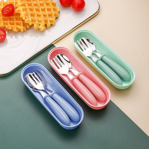 Ensemble de 2 <span class=keywords><strong>couverts</strong></span> pour tout-petits en acier inoxydable, cuillère et fourchette pour <span class=keywords><strong>bébé</strong></span>, ensemble de <span class=keywords><strong>couverts</strong></span> avec poignées en plastique pour la sécurité des enfants, repas à l'école - Product Image 2