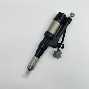 Pièces de moteur diesel Injecteur de carburant 095000-0284 23910-1135 0950000284 pour moteur F17D-T - Product Image 3